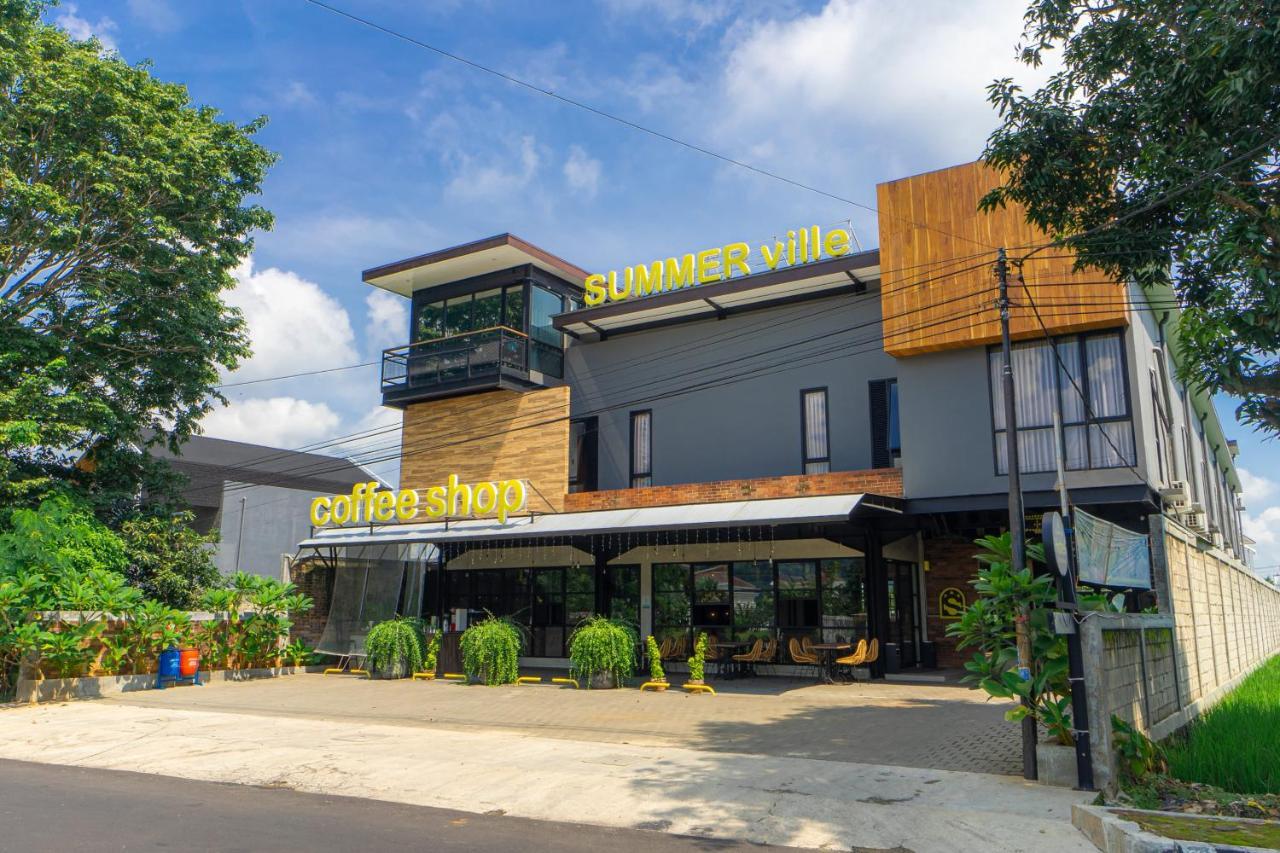 Hotel Summerville Majalengka Eksteriør bilde