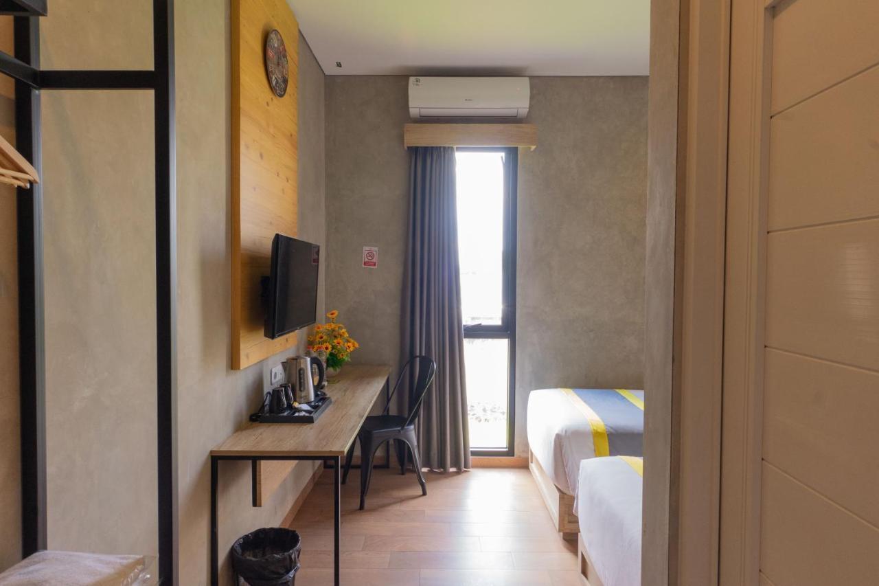 Hotel Summerville Majalengka Eksteriør bilde